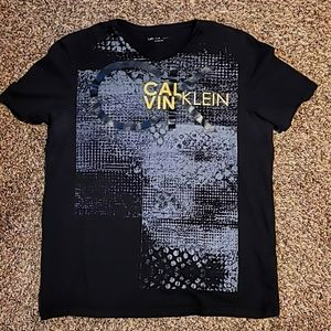 Calvin Klein T shirt